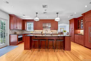 210 Cliff Ave, Pelham, NY 10803 - Photo 11