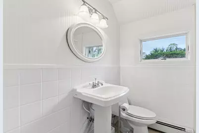 1 Huntington Bay Road, Huntington, NY 11743 - Photo 15