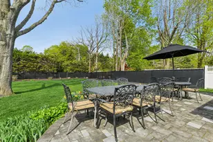 1 Huntington Bay Rd, Huntington, NY 11743 - Photo 35
