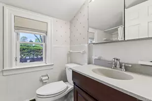 1 Huntington Bay Rd, Huntington, NY 11743 - Photo 27
