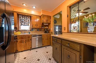 3468 4th St, Oceanside, NY 11572 - Photo 5