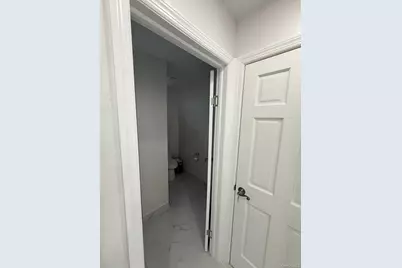 10712 71st Road, Forest Hills, NY 11375 - Photo 7