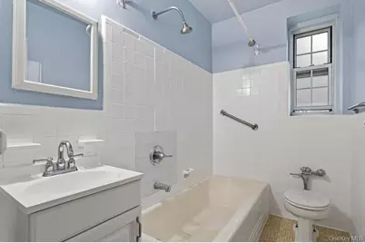 74 Pinewood Road #1F, Hartsdale, NY 10530 - Photo 13