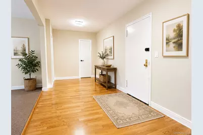 309 North Broadway #4K, Yonkers, NY 10701 - Photo 3