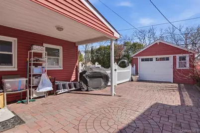 268 Curtis Avenue, Carle Place, NY 11514 - Photo 25