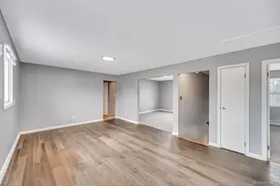 10 Winnetica Ln, East Islip, NY 11730 - Photo 25