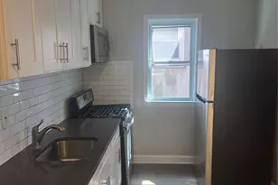 104-07 177th St, Jamaica, NY 11433 - Photo 15