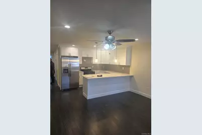 10407 177th Street, Jamaica, NY 11433 - Photo 3