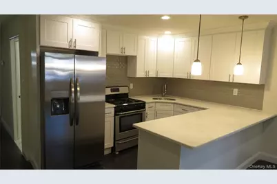 10407 177th Street, Jamaica, NY 11433 - Photo 3