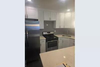 10407 177th Street, Jamaica, NY 11433 - Photo 9