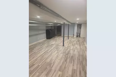 10407 177th Street, Jamaica, NY 11433 - Photo 17