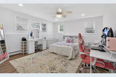 12 Farmstead Road, Commack, NY 11725 - Photo 21