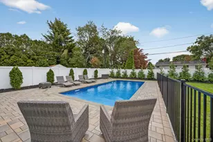 12 Farmstead Rd, Commack, NY 11725 - Photo 27