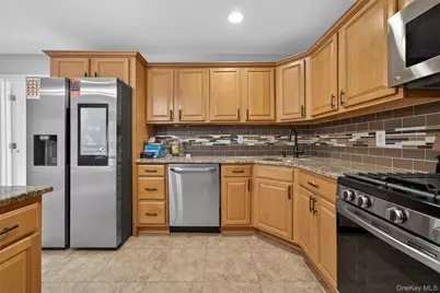 16 W Railroad Avenue, Garnerville, NY 10923 - Photo 11