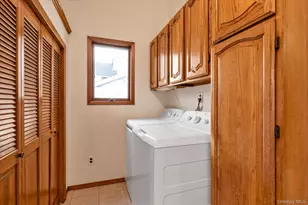 154 Rocklyn Ave, Lynbrook, NY 11563 - Photo 15