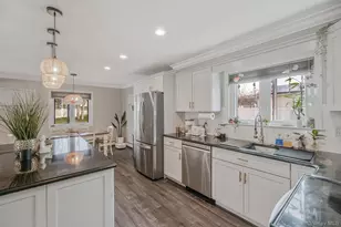 1 Hooper Ct, Port Jefferson Station, NY 11776 - Photo 27