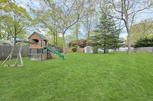 70 Woodcut Dr, Mastic Beach, NY 11951 - Photo 5
