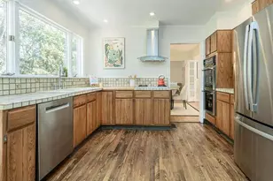 8 Chelsea Dr, Port Washington, NY 11050 - Photo 17