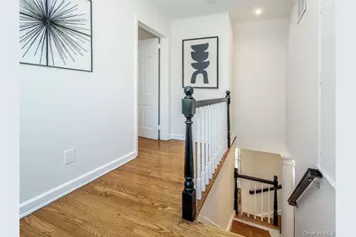 8 Chelsea Drive, Port Washington, NY 11050 - Photo 29