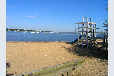 8 Chelsea Drive, Port Washington, NY 11050 - Photo 45