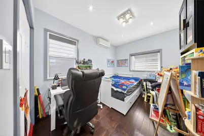 520 124th Street, College Point, NY 11356 - Photo 15