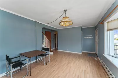 278 Dogwood Road, Valley Stream, NY 11580 - Photo 5