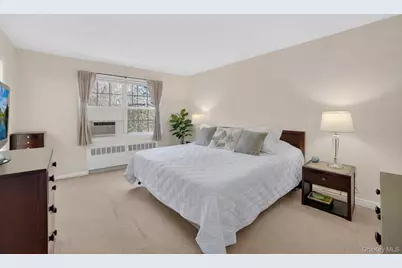37 Fieldstone Drive #E4, Hartsdale, NY 10530 - Photo 11
