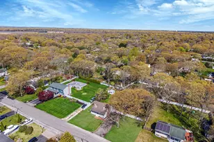 67 Pentmoor Dr, Mastic, NY 11950 - Photo 19