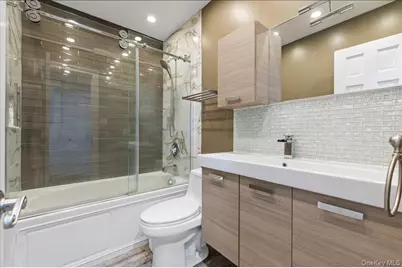 9 Delaware Avenue, Jericho, NY 11753 - Photo 15