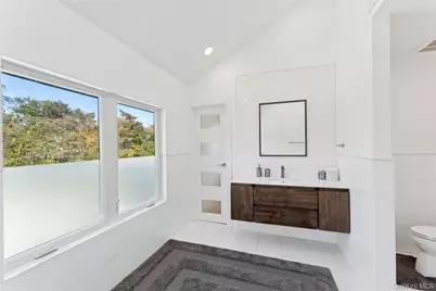 32 Tanners Neck Lane, Westhampton, NY 11977 - Photo 15