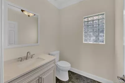 177 Hamlet Drive, Mount Sinai, NY 11766 - Photo 17