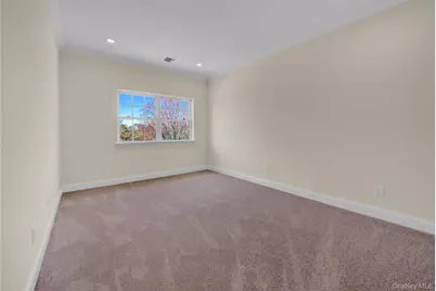 177 Hamlet Drive, Mount Sinai, NY 11766 - Photo 21
