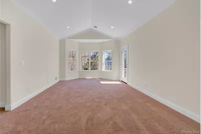 177 Hamlet Drive, Mount Sinai, NY 11766 - Photo 19