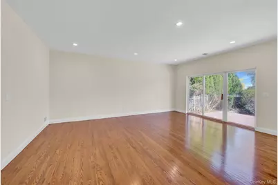 177 Hamlet Drive, Mount Sinai, NY 11766 - Photo 11