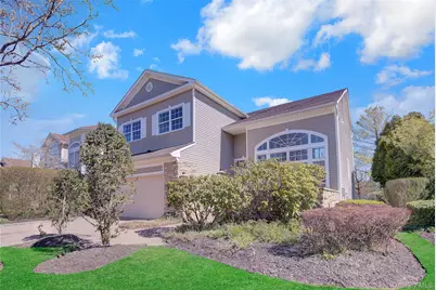 177 Hamlet Drive, Mount Sinai, NY 11766 - Photo 3