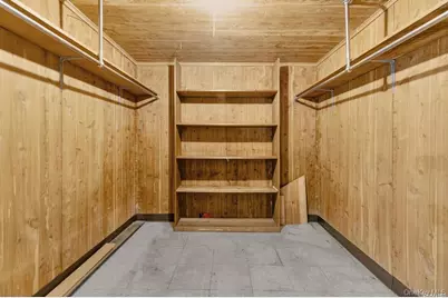 128 Hazelwood Drive, Jericho, NY 11753 - Photo 27