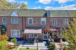 61-05 78th St, Middle Village, NY 11379 - Photo 23