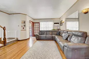 61-05 78th St, Middle Village, NY 11379 - Photo 5