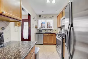 61-05 78th St, Middle Village, NY 11379 - Photo 9