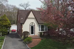 75 Oregon Ave, Medford, NY 11763 - Photo 43