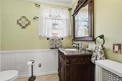75 Oregon Avenue, Medford, NY 11763 - Photo 21