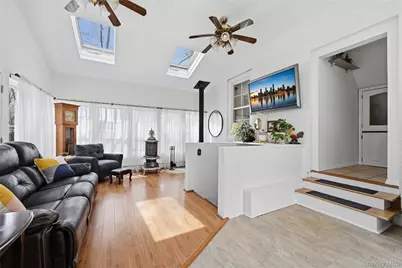 75 Oregon Avenue, Medford, NY 11763 - Photo 27