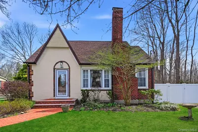 75 Oregon Avenue, Medford, NY 11763 - Photo 1