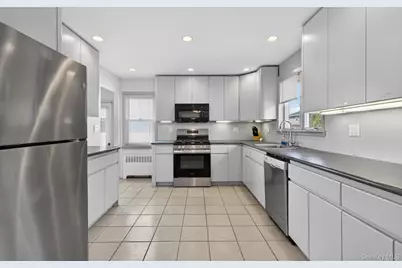 1710 Saint Marks Avenue, Merrick, NY 11566 - Photo 7