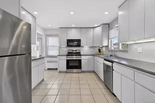 1710 St Marks Ave, Merrick, NY 11566 - Photo 7