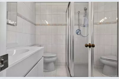 1710 Saint Marks Avenue, Merrick, NY 11566 - Photo 15