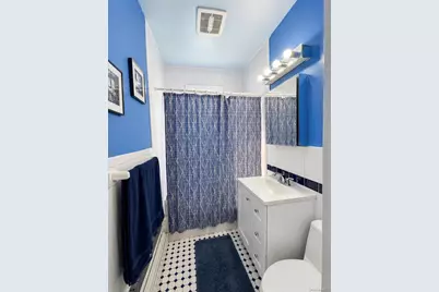 72-15 73 Street, Glendale, NY 11385 - Photo 31