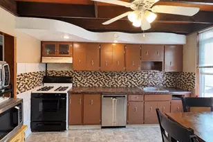 72-15 73 St, Glendale, NY 11385 - Photo 21