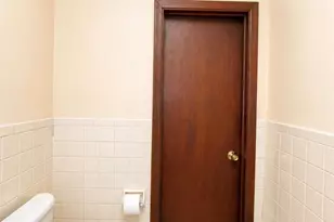 72-15 73 St, Glendale, NY 11385 - Photo 13