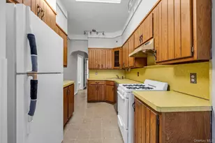 68-58 76th St, Middle Village, NY 11379 - Photo 15